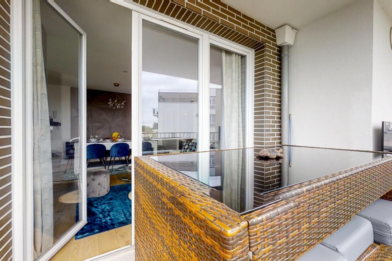 Bedland Apartamento Bailly-Romainvilliers Exterior foto